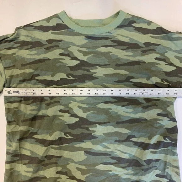 Caslon Women's Crew Neck Long Sleeve Sweatshirt in Green Spring Camo Size M NWT - Picture 6 of 9